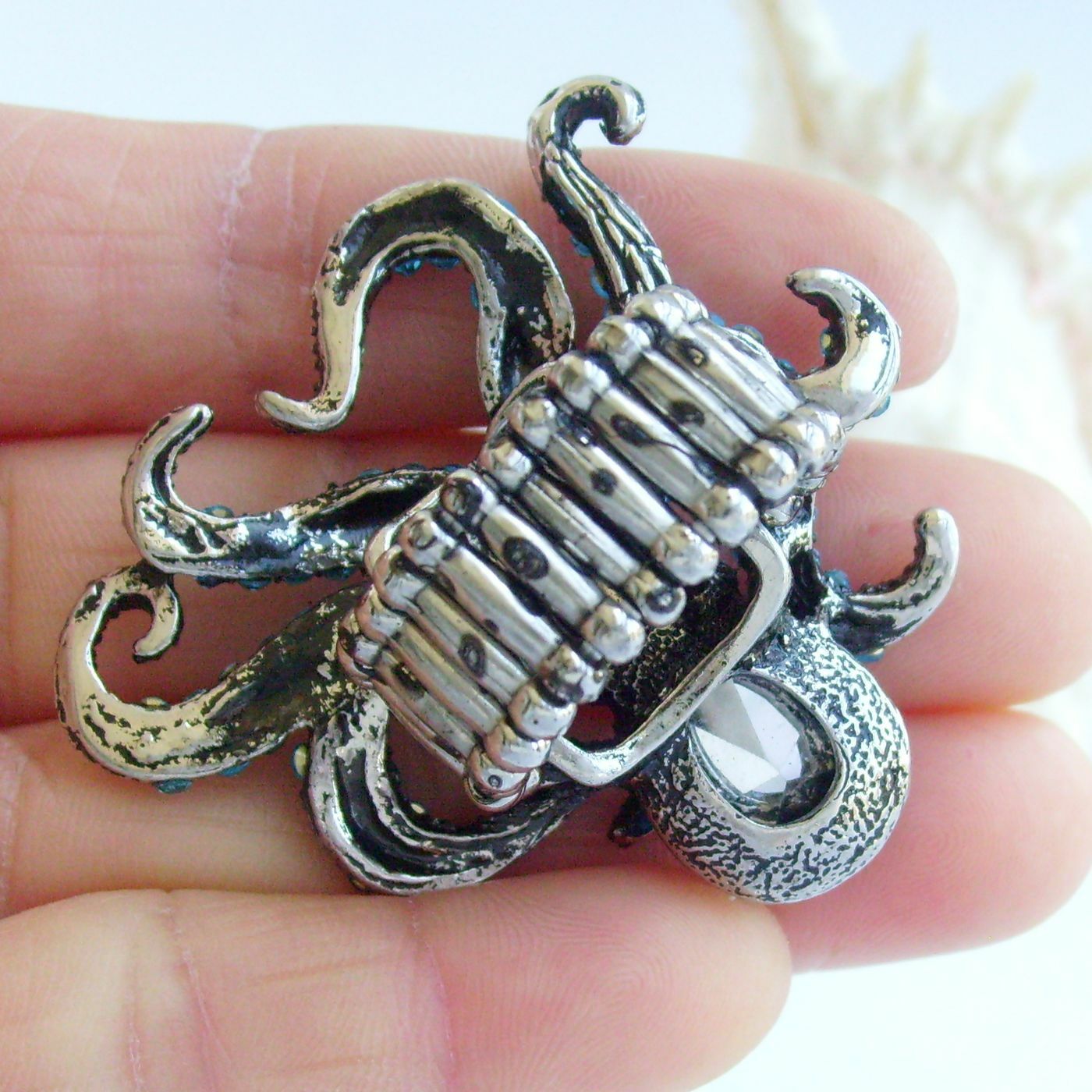 Unique Adjustable Cocktail Octopus Ring Rhinestone Crystal ER084