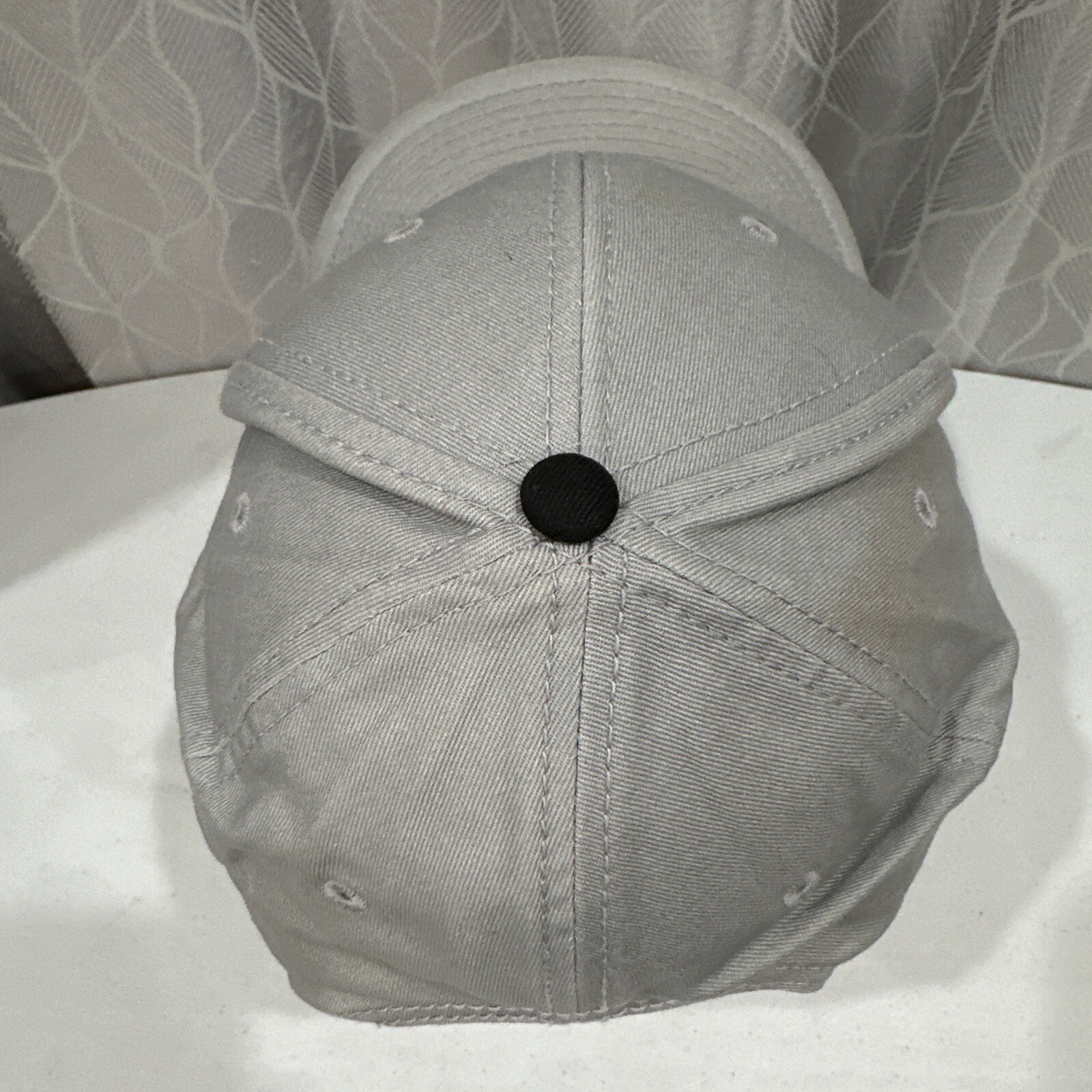 Oakley Hat Cap Black Logo on Gray Hat Snapback Oakley Brand EUC