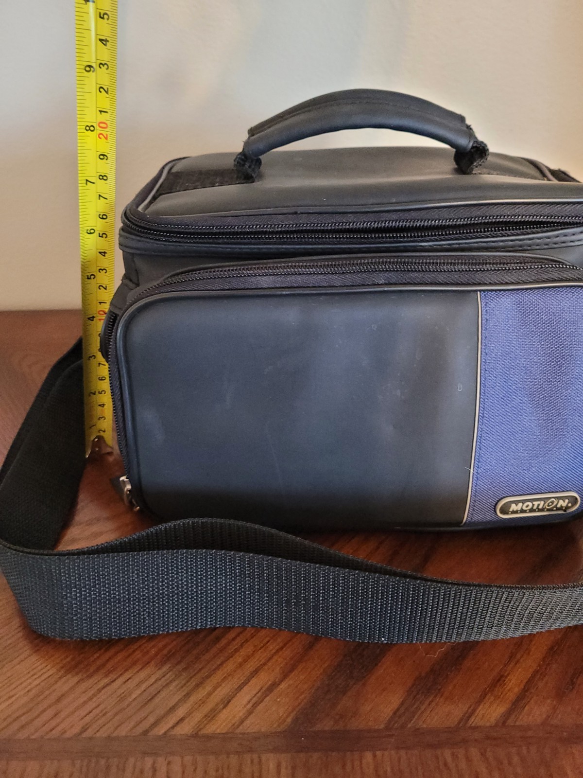 Motion systems Camera Carrying Case with Shoulder Strap Blue and Black Nice
