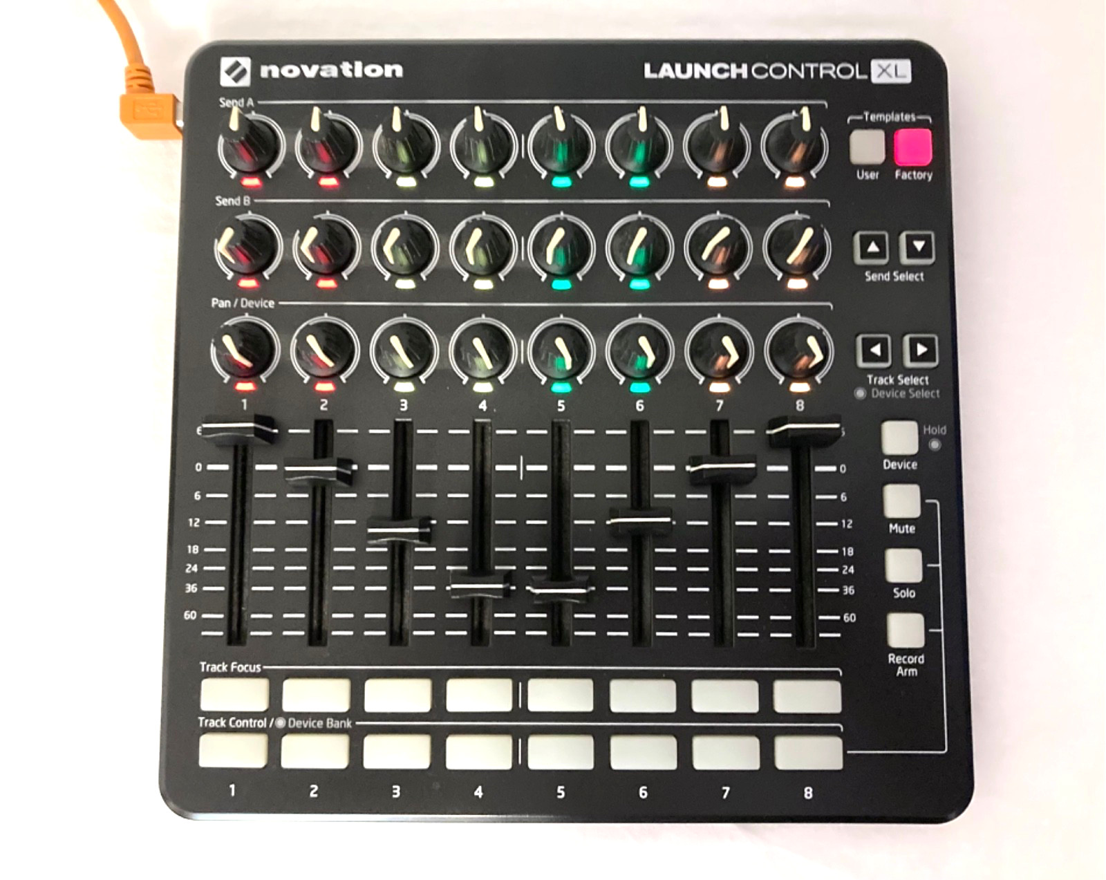 Novation LAUNCH CONTROL XL MK2 USB MIDI DAW Controller Ableton Live Works Great!