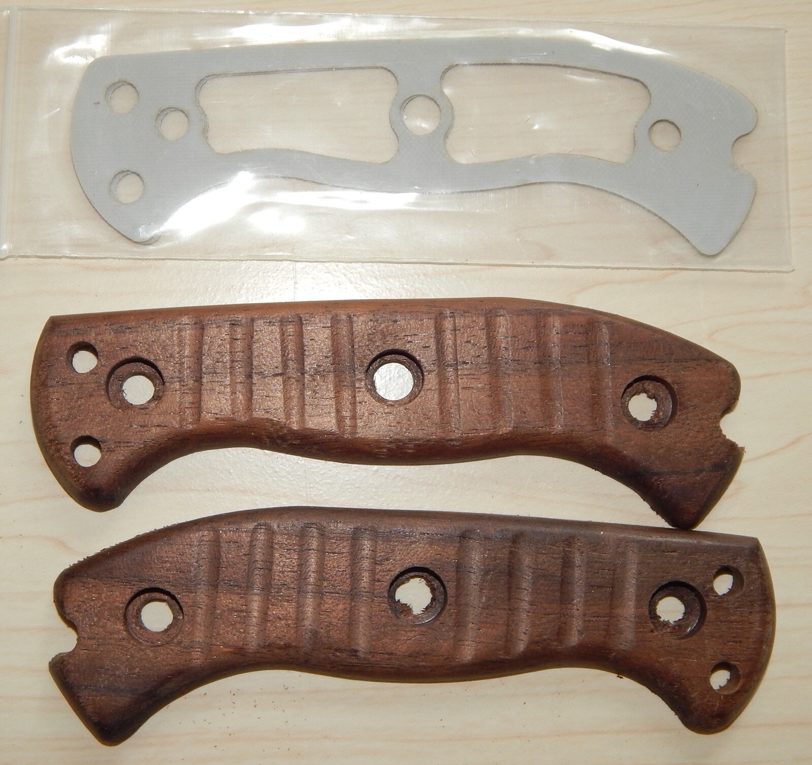 Ultimate Survival MSK-1 Primitive hardwood handle grips only with Liner Set