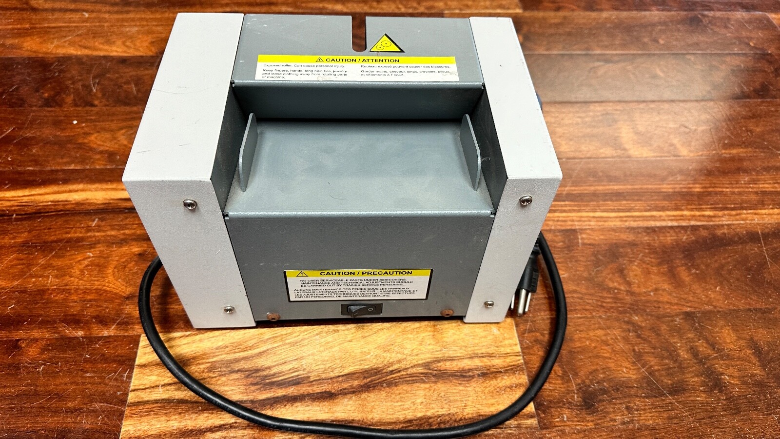Formax FD1000 Hand Fold Sealer