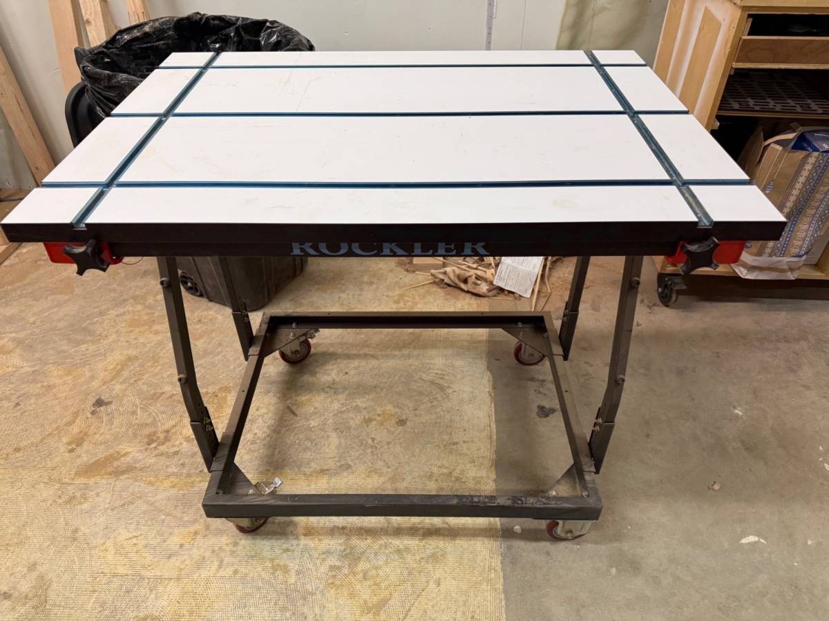 Mobile work table - Rockler panel cart + Powertec work top with t-track clamps