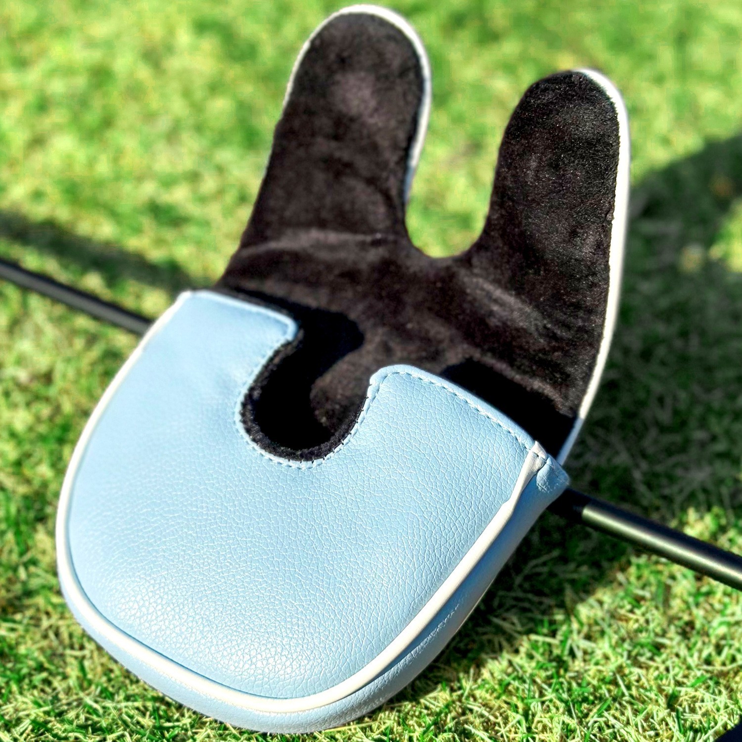 Lab DF3 Golf Putter Cover White Magnetic Closure