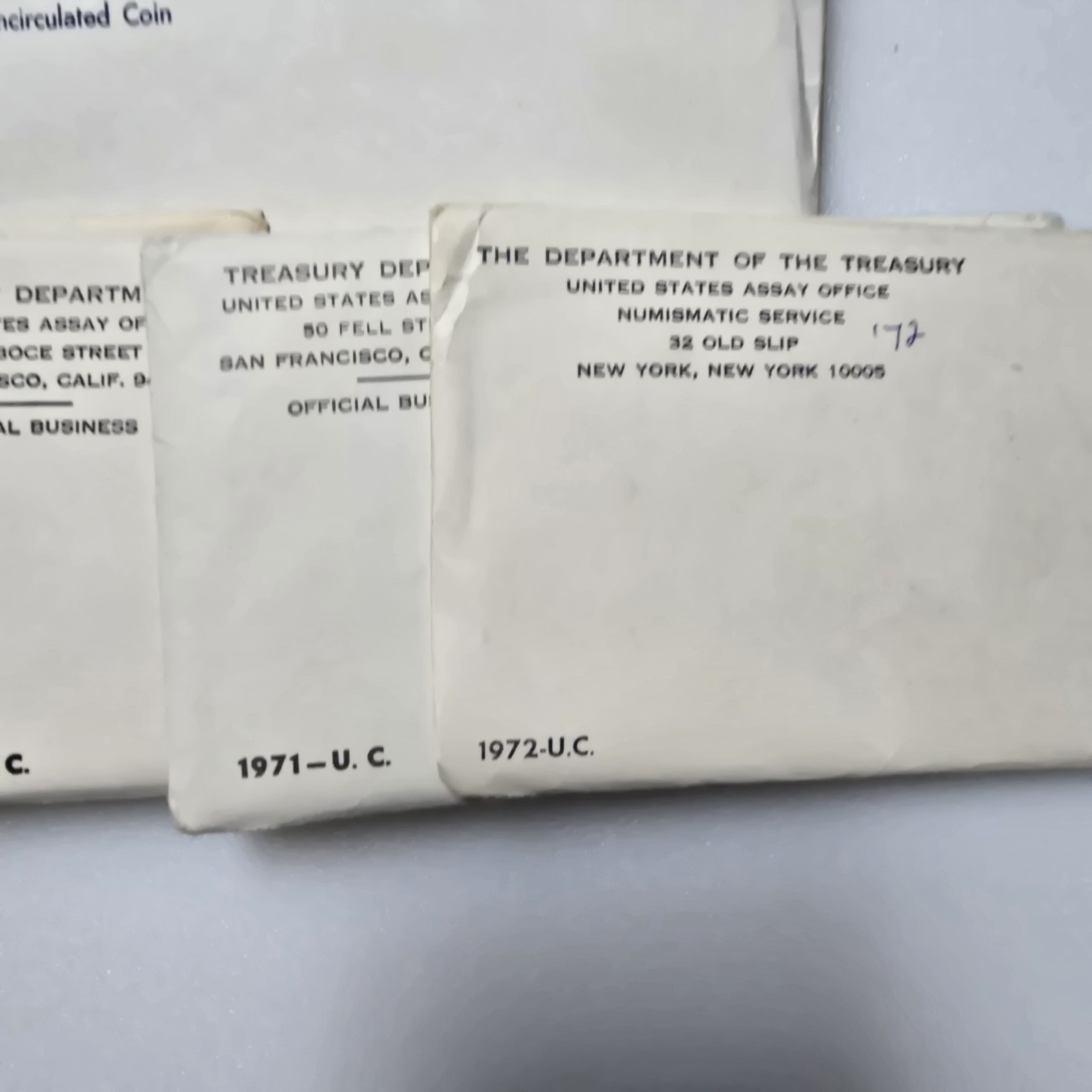 US Mint Sets 1968 - 1981 14 Uncirculated P & D Sets Includes 3 Silver Halves OGP
