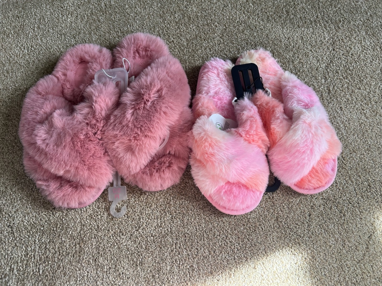 2 Pairs of Kid's Soft Fuzzy Cross Band Open-toe Slip on House Slippers Size: 2/3