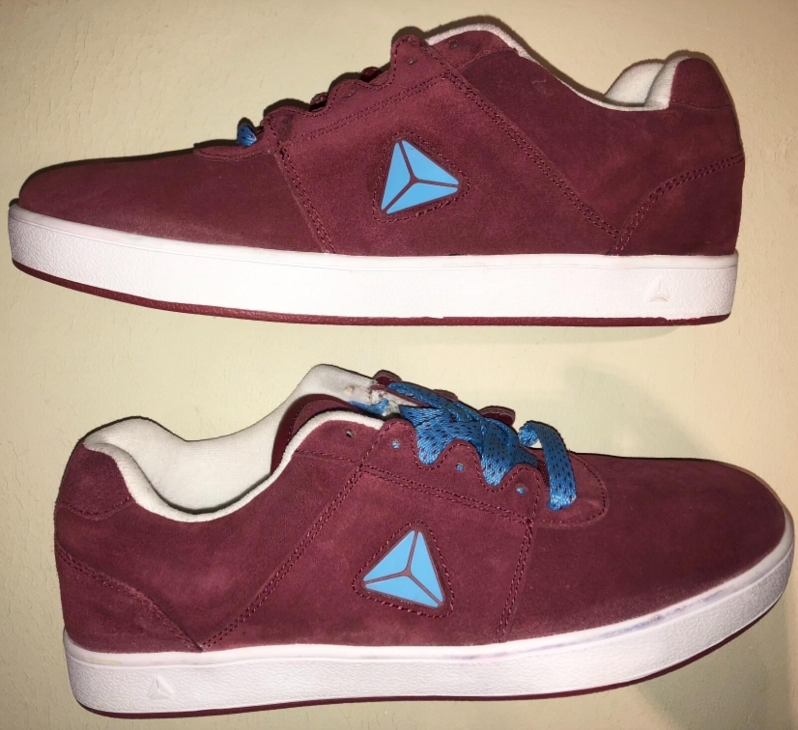 Axion Footwear Heritage Skate Shoe Men’s Size 9 US burgundy red blue insane