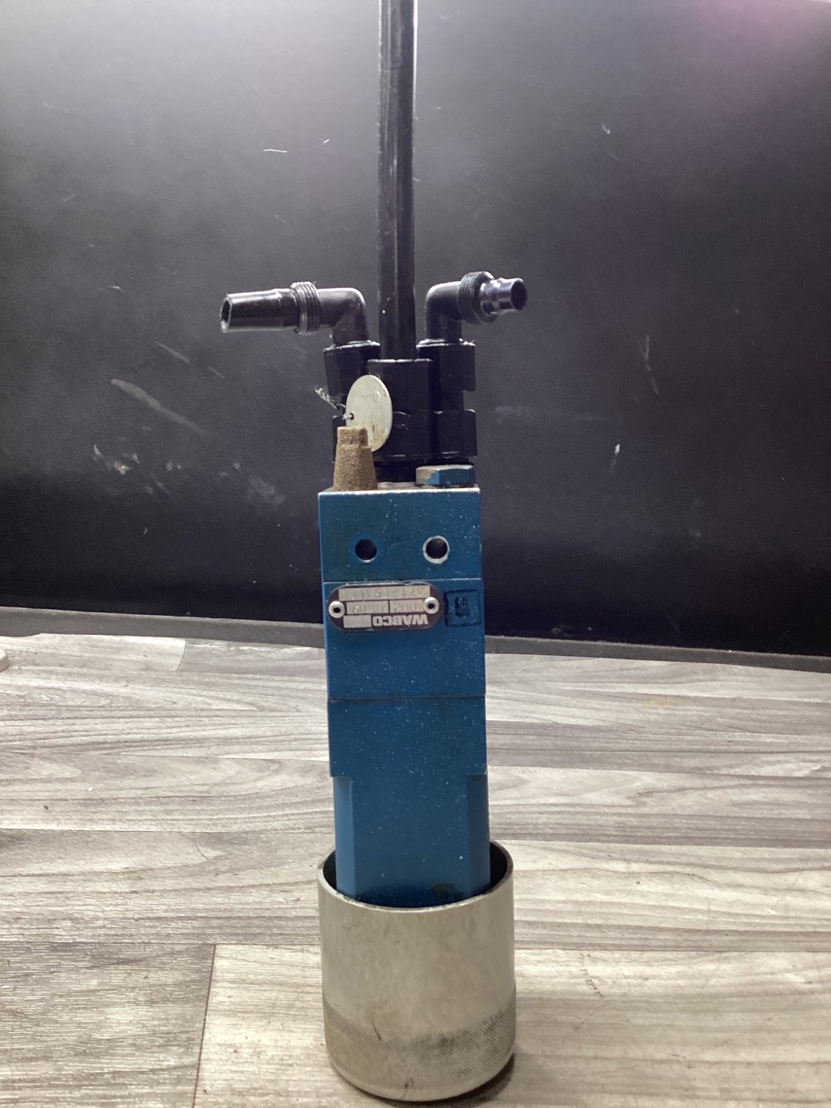 Rexroth 3712091000 Pneumatic Valve #111N80
