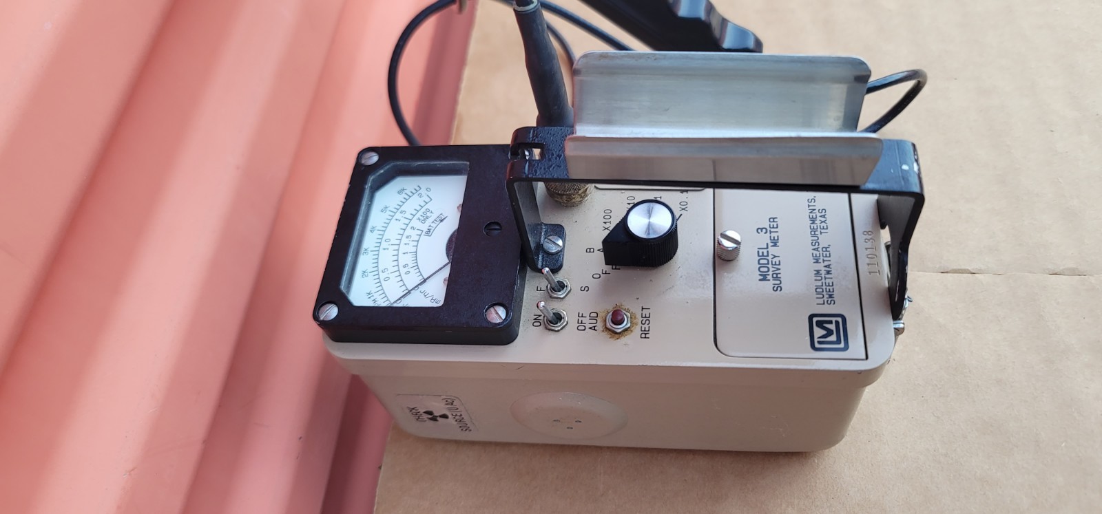 Ludlum Model 3 Survey Meter CPM 44-9
