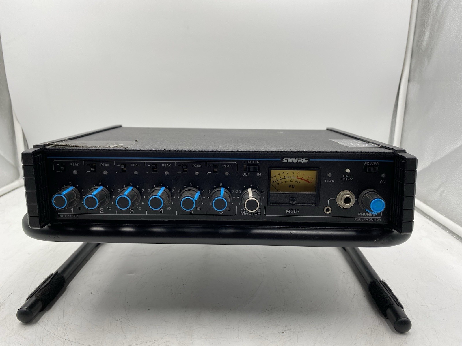 Shure M367 6-Channel Portable Microphone Mixer Model M367