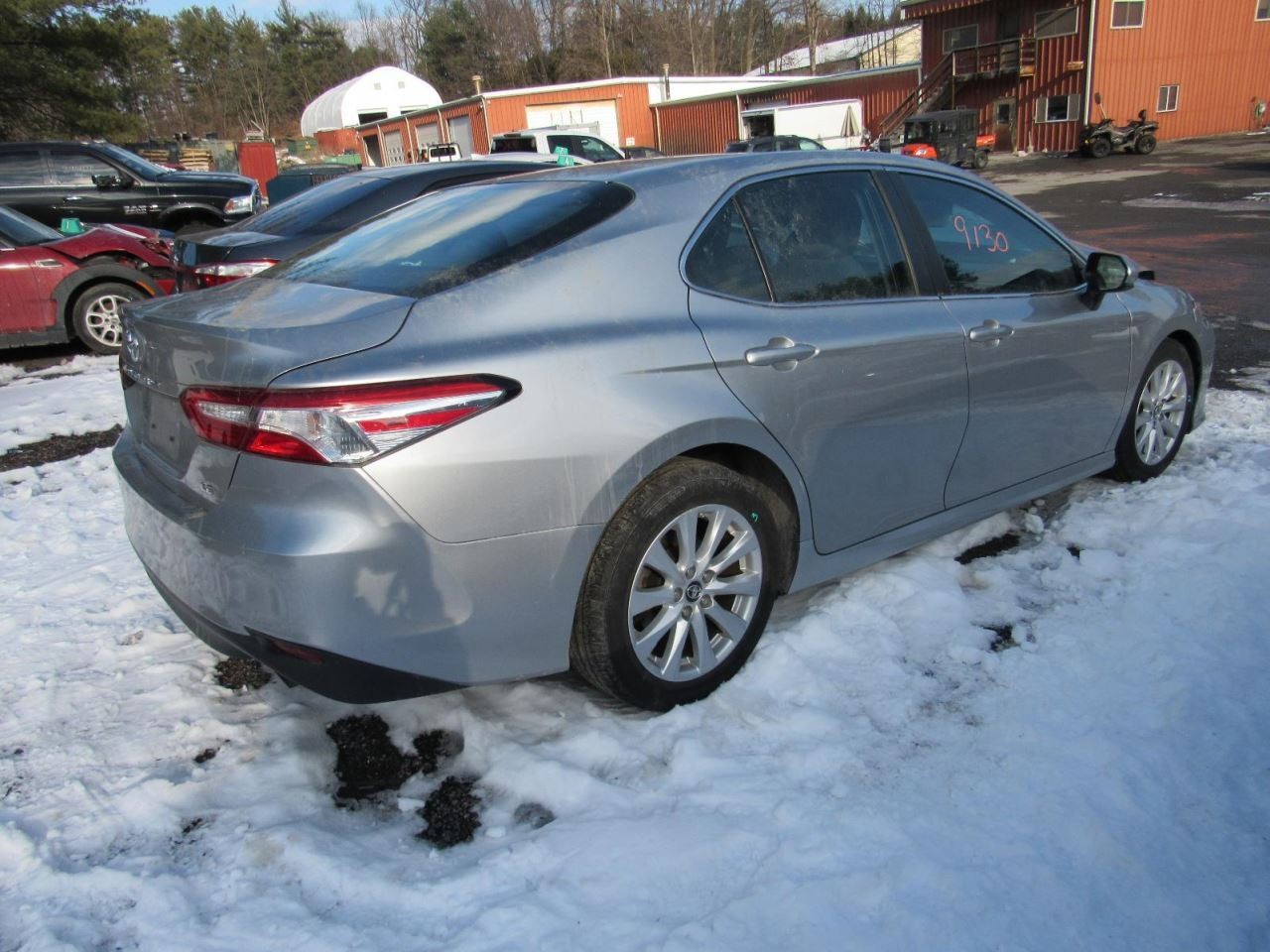 CAMRY 2018 Glove Box 1023058