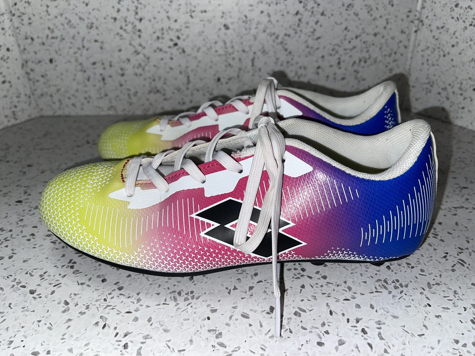 Lotto Men's Soccer Cleats Size 6