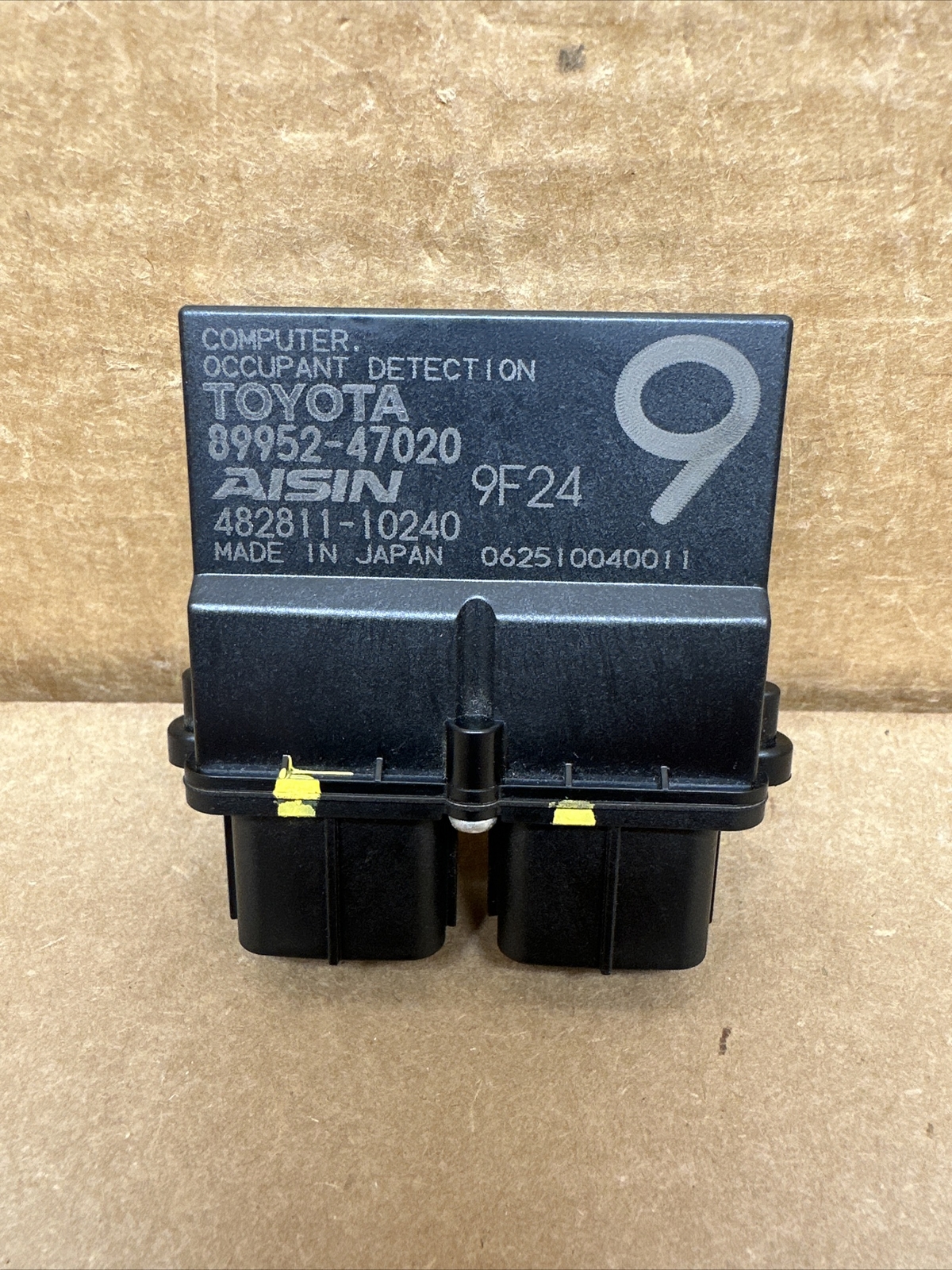 2010 - 2015 TOYOTA PRIUS OCCUPANT SENSOR 89952-47020 OEM