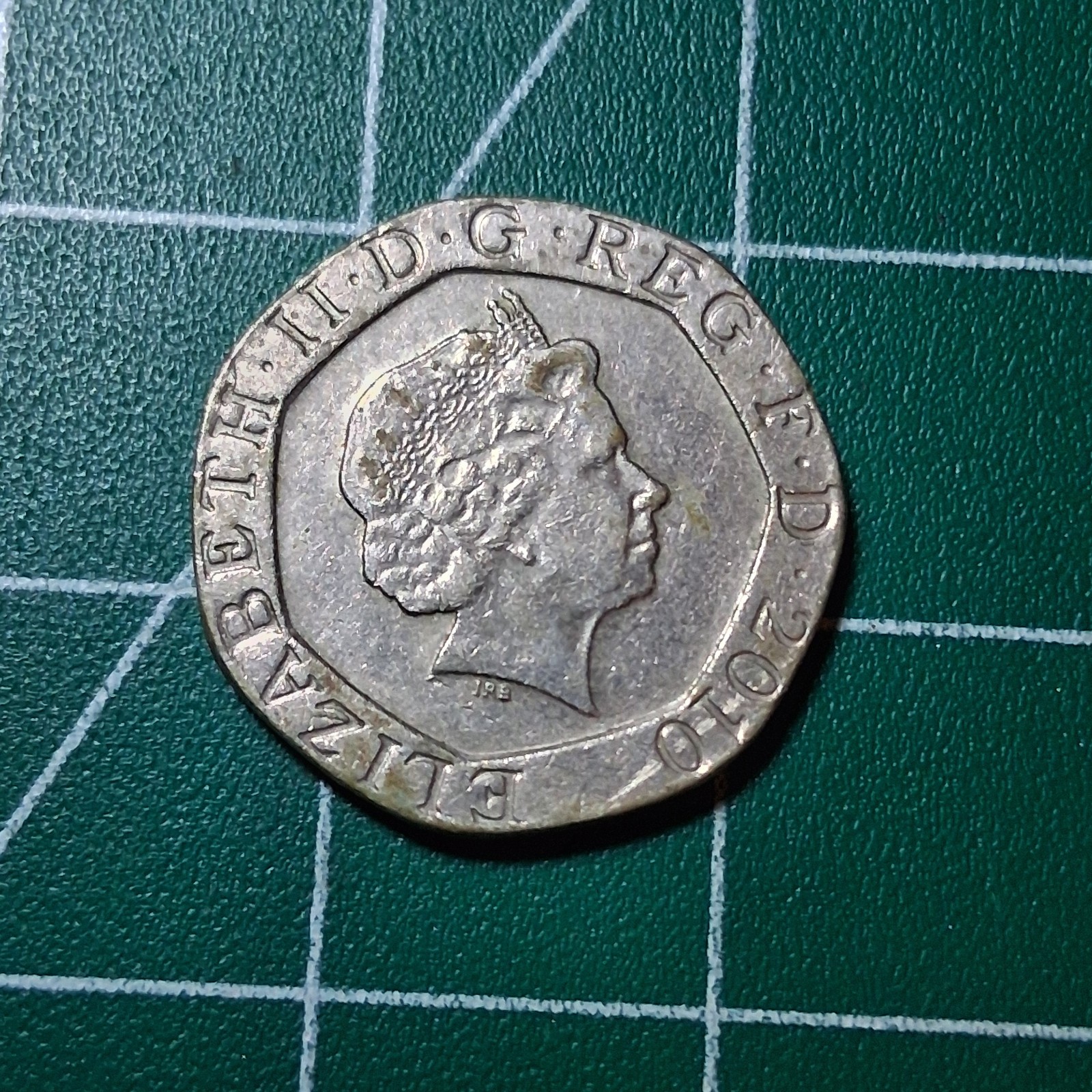 2010 UK England Elizabeth II / Griffin's Tail Twenty 20 Pence Currency Coin