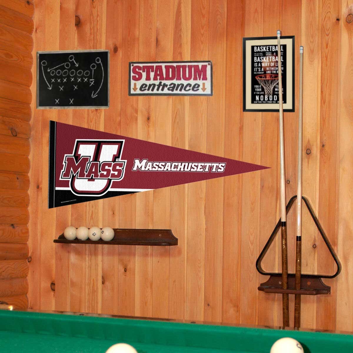 UMASS 12x30 Felt Pennant