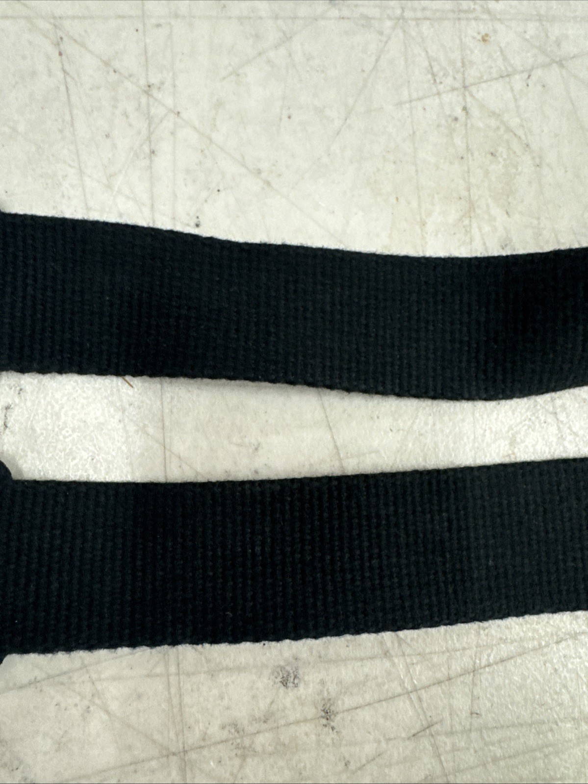 GYMREAPER WRIST STRAPS Approx 20" Long, Black gym workout training