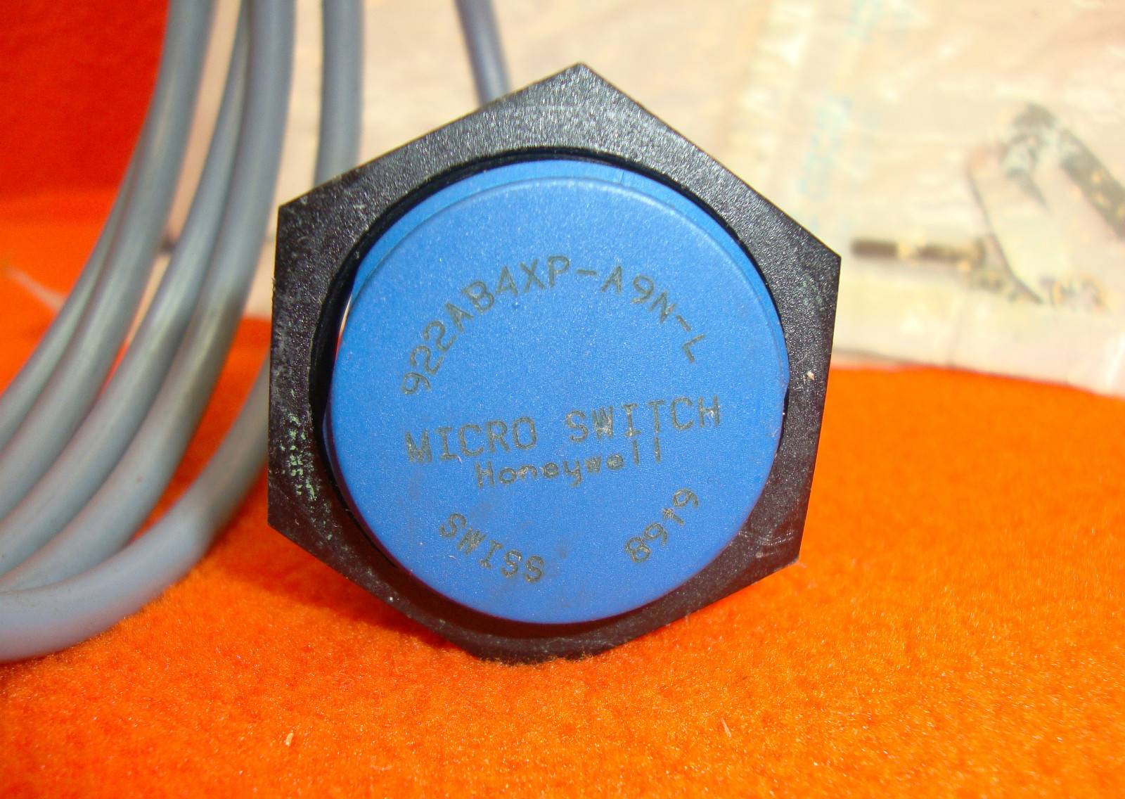 NEW Micro Switch Honeywell 922AB4XP-A9N-L MicroSwitch Sensor CR215DBA30A5NB