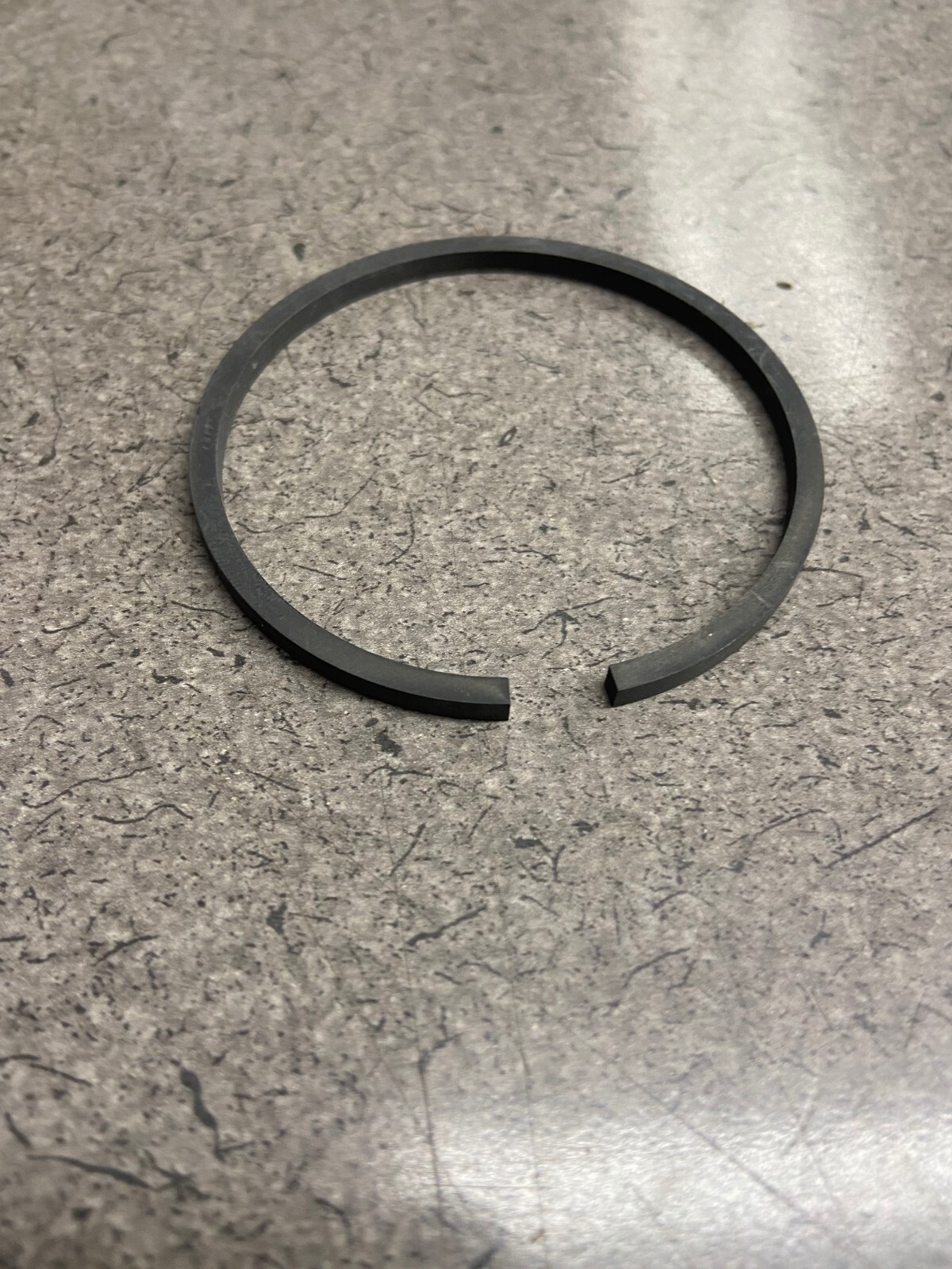 EXHAUST MANIFOLD SEAL FOR OLIVER 2050/2150 OLIVER 166870A