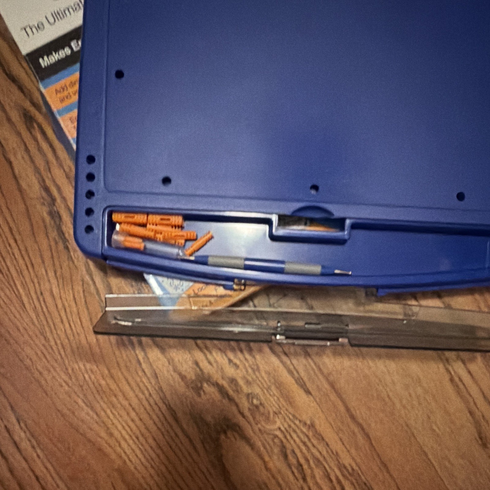 Fiskars ShapeBoss Ultimate Embossing System Tool Set w/ Case Stylus no stencil
