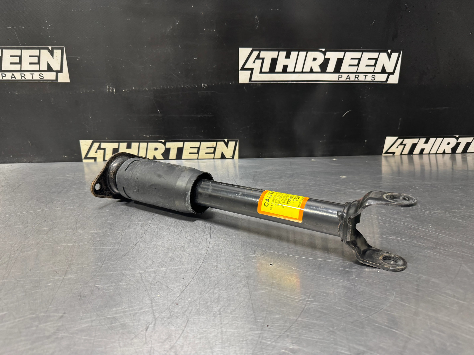 97-04 CORVETTE C5 REAR SHOCK 10280671 #N66