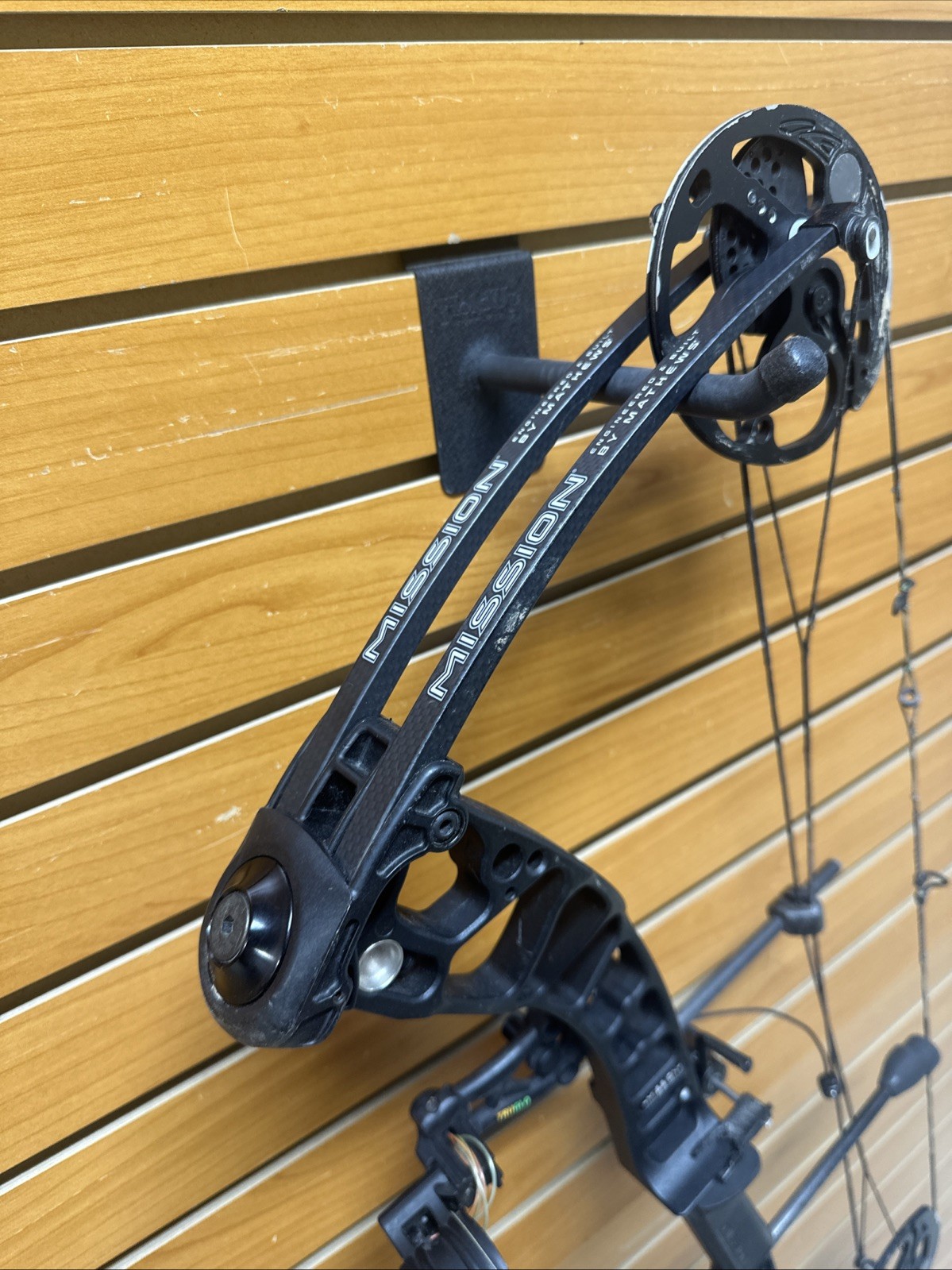 Mission Switch Compound Bow - RH
