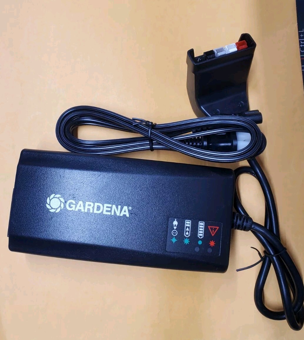 🔥OEM GARDENA fast charger QC40 for 40 V batteries BLi-40/100 or BLi-40/160 5033