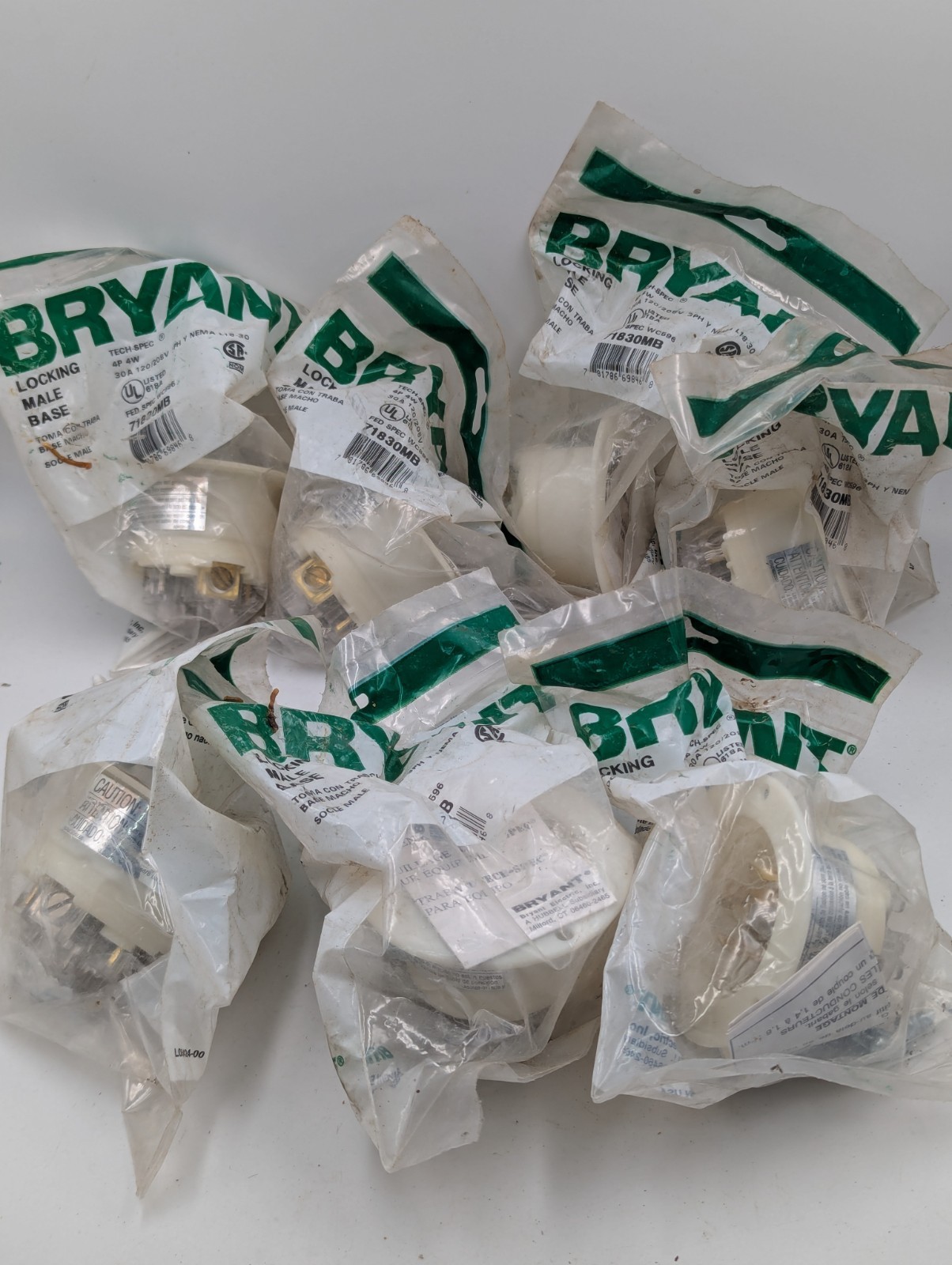 Bryant 71830MB Locking Male Base 4P 4W Grounding 30A 3PY L18-30 New Lot Of 7 Pcs