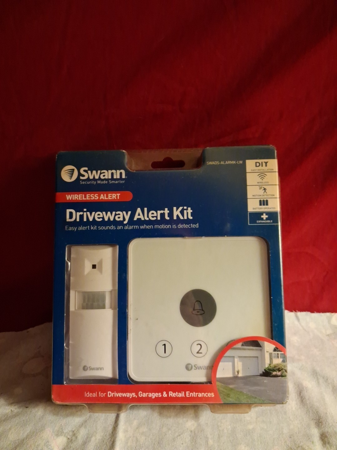 NEW! Swann Driveway Wireless Alert Kit Motion Detection Model SWADS-ALARMK-LW