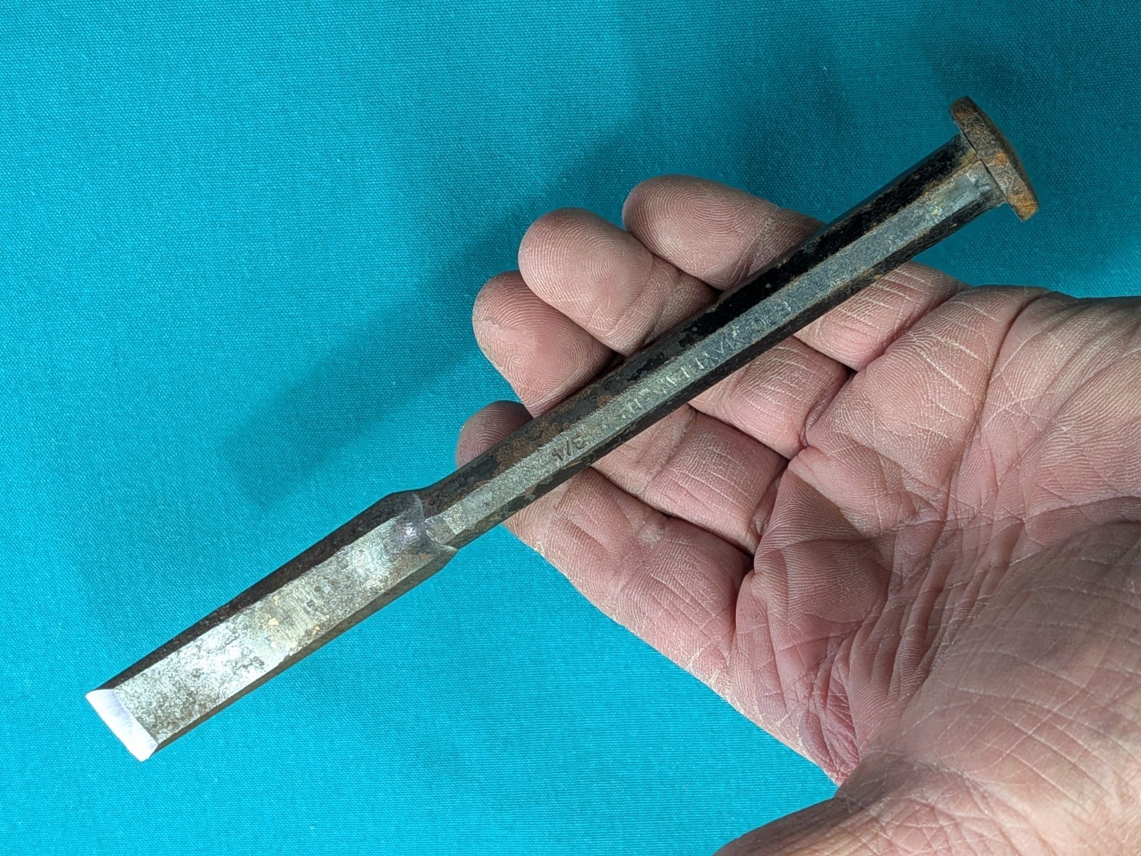 Vintage MAYHEW USA No. 830 All-Steel 3/4" Wood Chisel 8-1/2" Long w/Crowned Head