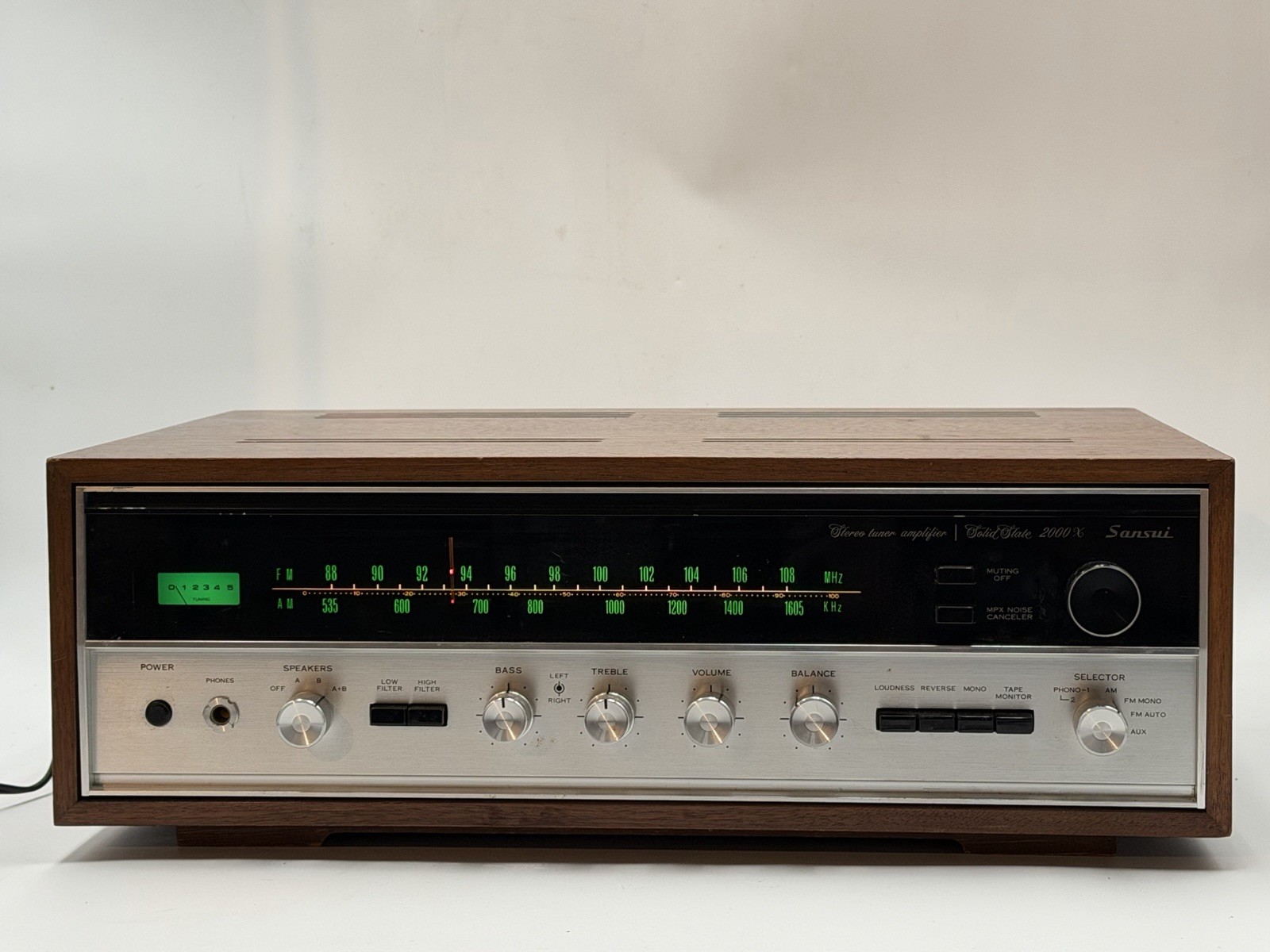 Vintage Sansui 2000x Receiver Stereo Tuner Amplifier Sounds Amazing