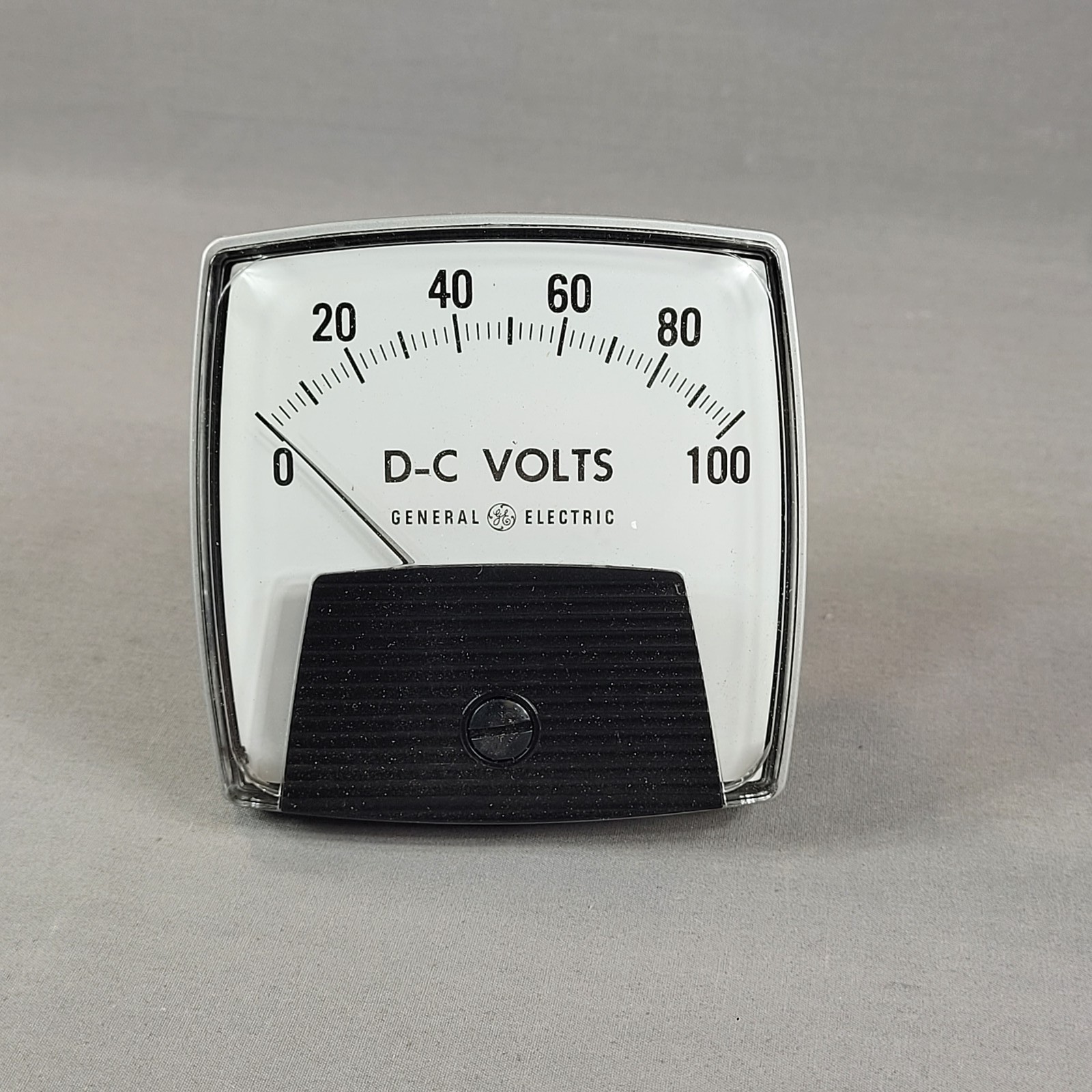 General Electric GE DC Voltmeter 0-100V Analog Panel Meter 162011PKPK