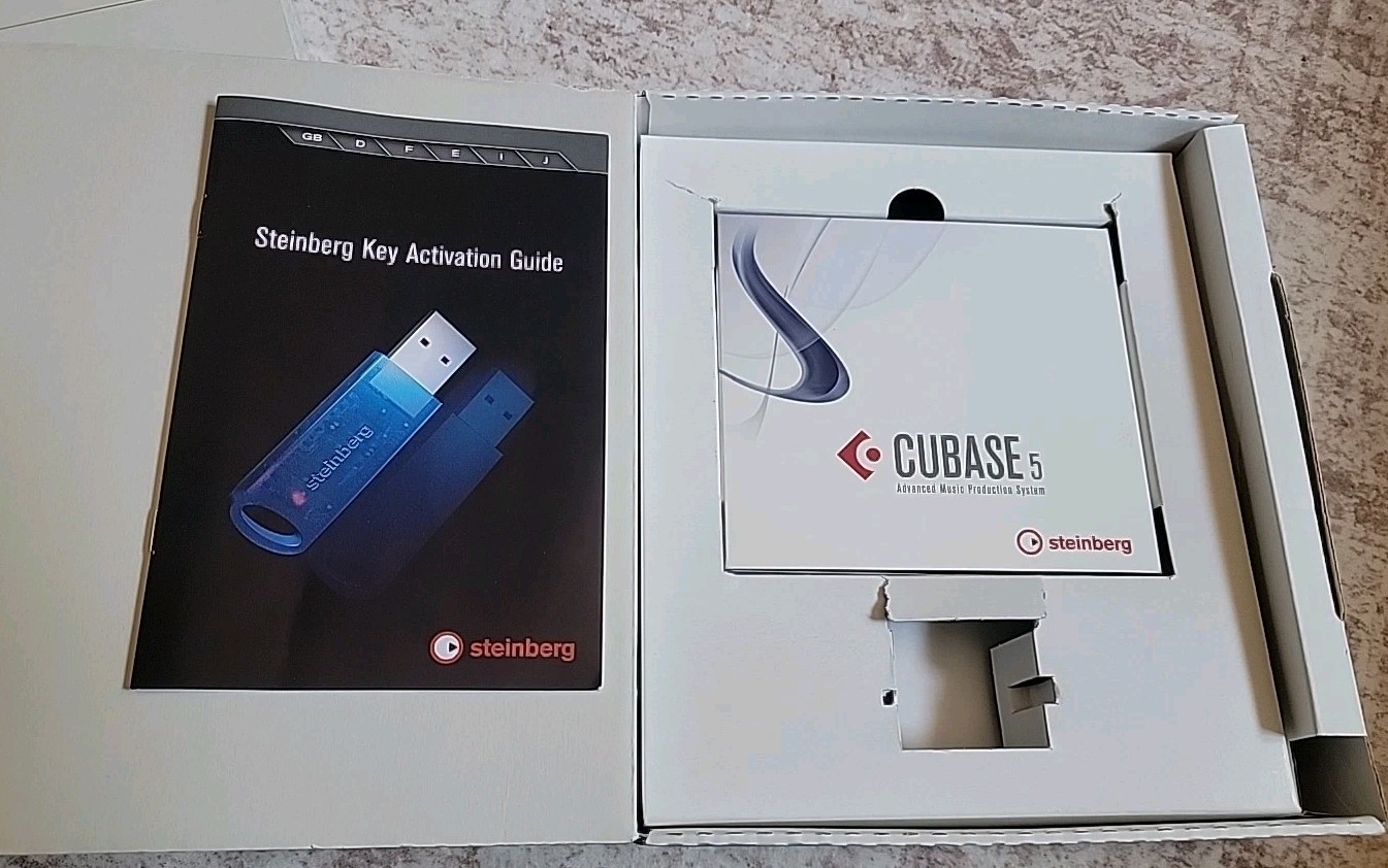 Steinberg CUBASE 5 Education Version Advanced Music Production System**ReadDis**