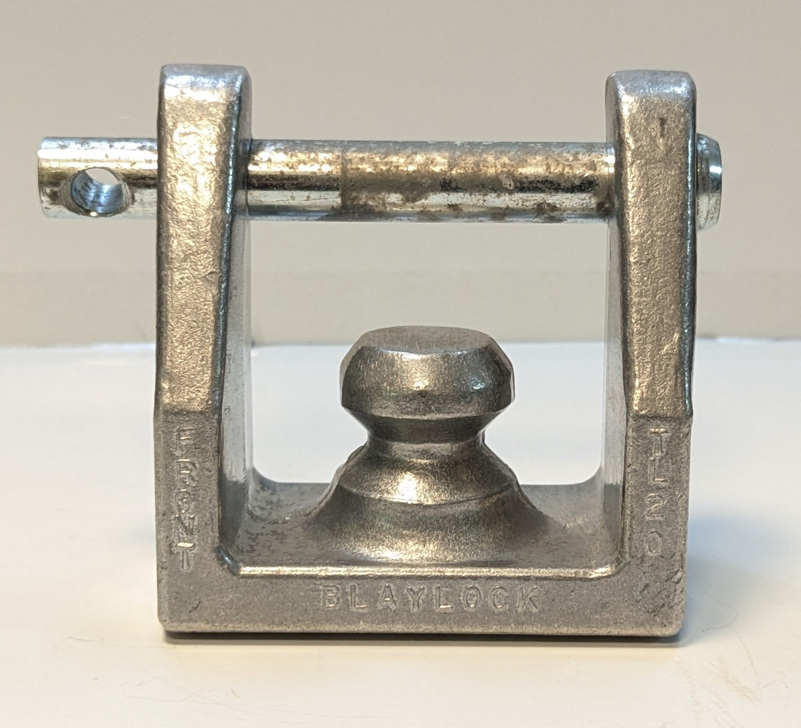 Blaylock Bulldog Style Receiver Lock TL20 2" - 2 5/16"