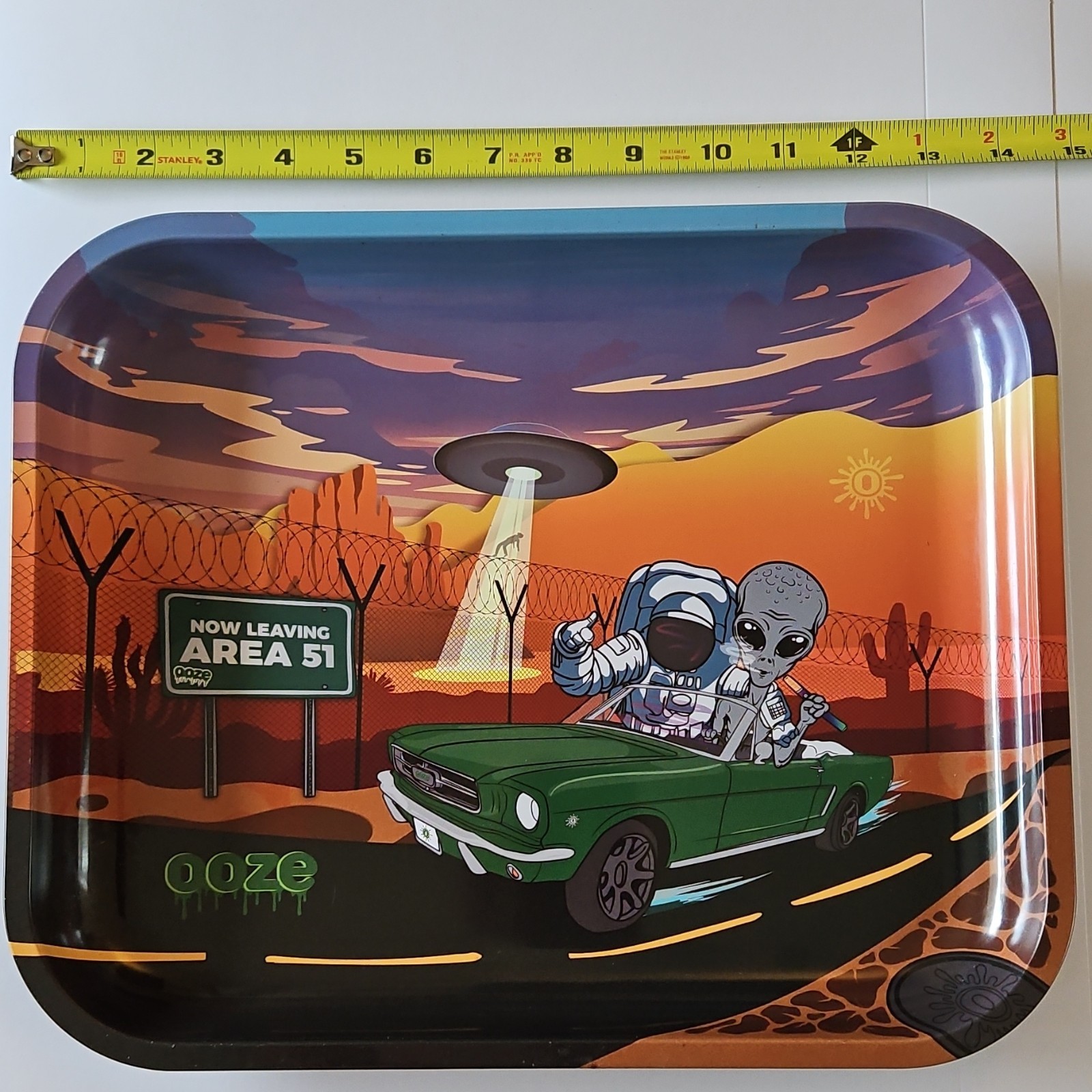 Ooze Rolling Tray Large Metal Area 51 Alien UFO Designer Series Tray