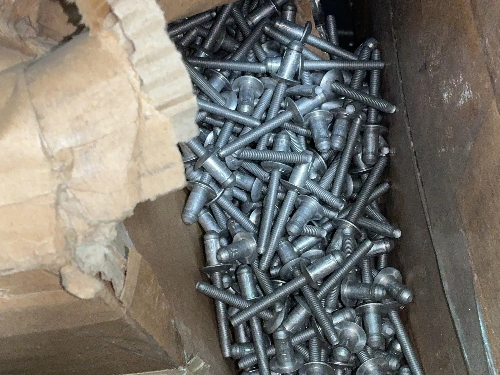 AVDEL HEMLOK RIVETS 02241-00813
