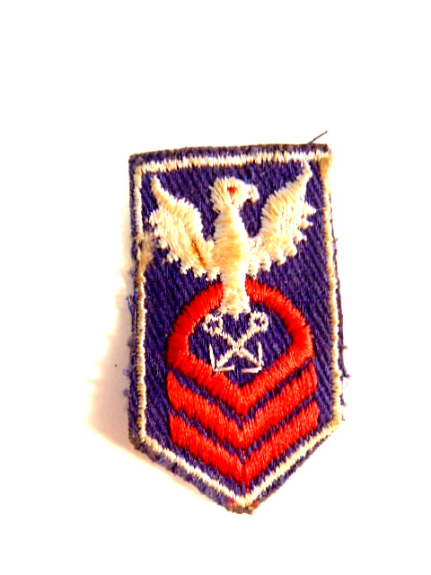 Vintage, small Naval uniform patch showing eagle facing right (2")