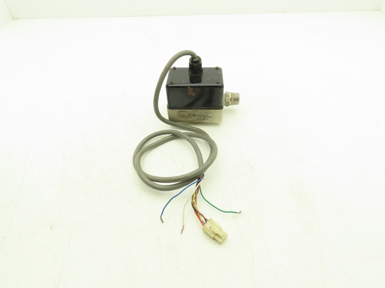 Taiyo DFS3-1200-DC24V-5 Digital Flow Switch 3/8" NPT 1MPa 24VDC *Read
