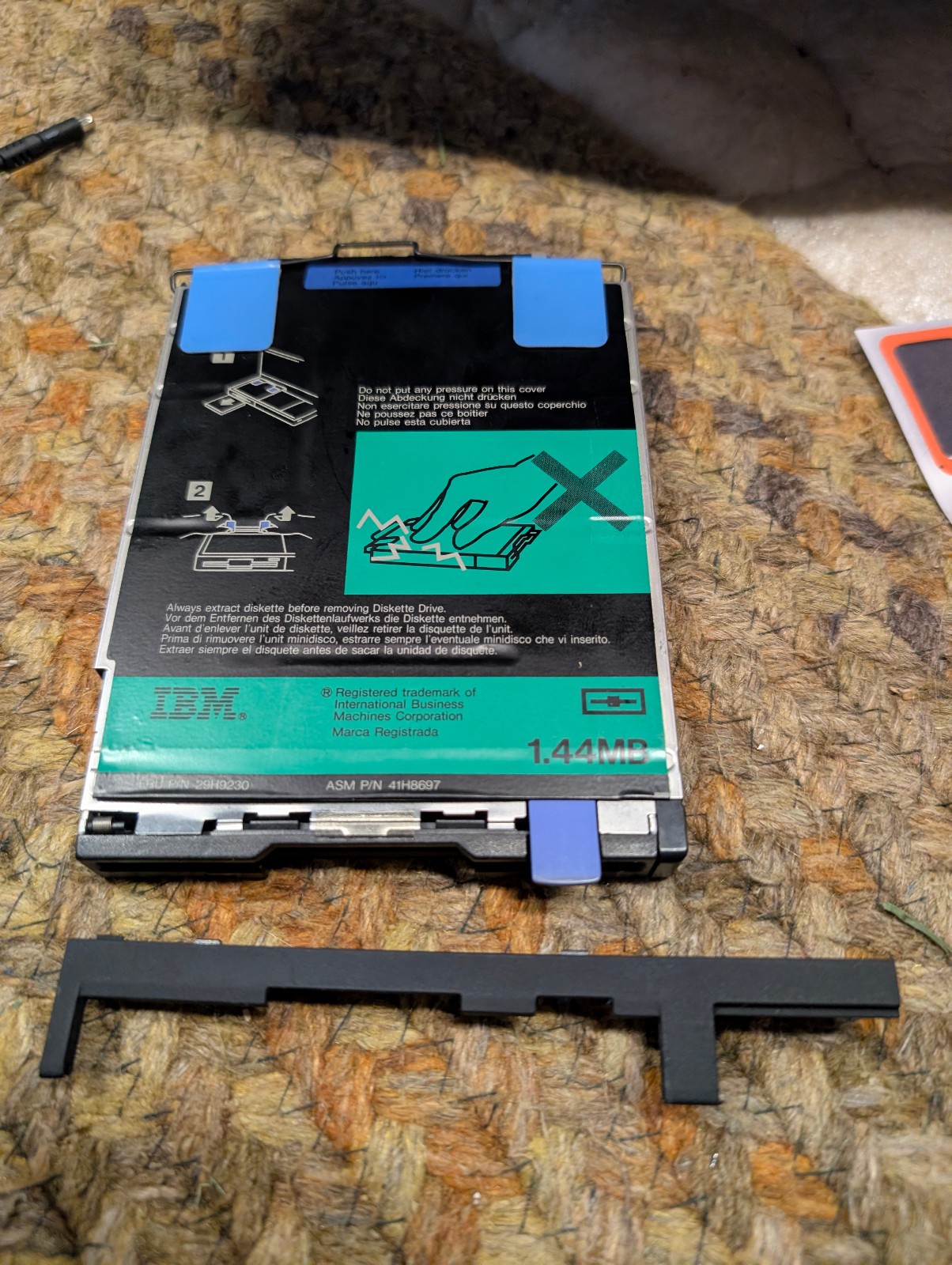 IBM ThinkPad 760 1.44MB Floppy Disk Drive With Bezel 29H9230 READ