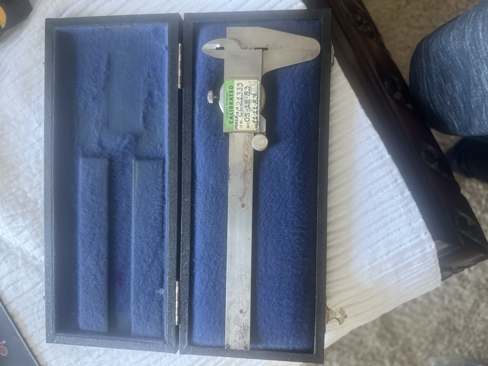 Helio Vintage Metalworking Dial Caliper – Precision Tool with Storage Case