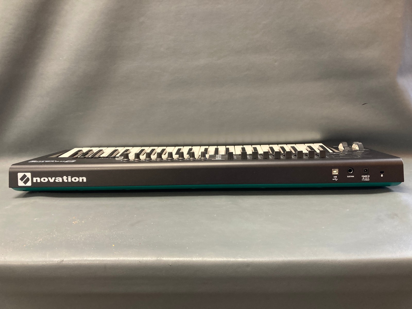 Novation LaunchKey 49 MK2 49-Key Ableton Live USB MIDI Keyboard Controller