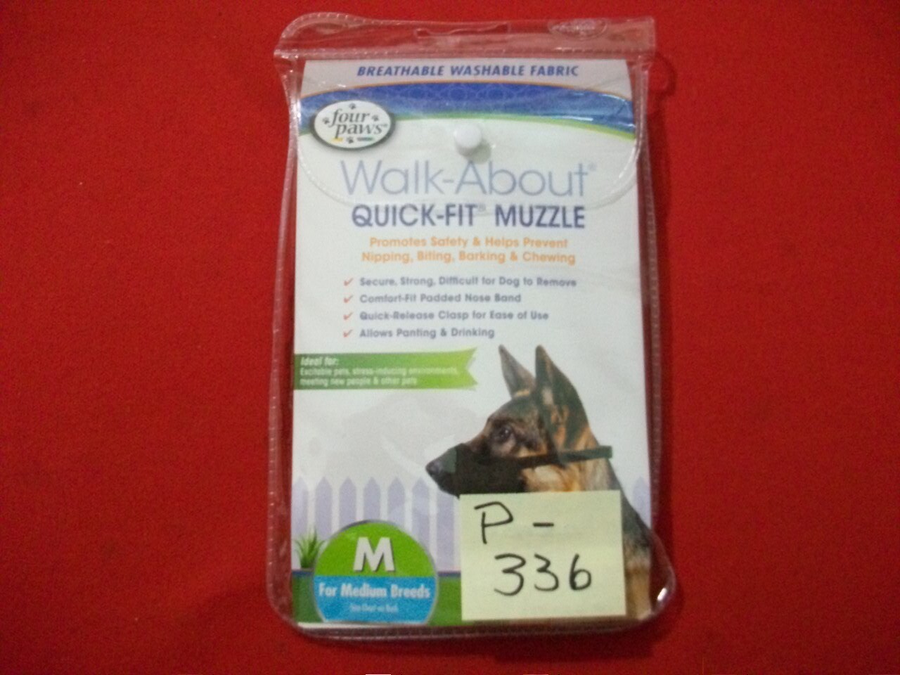 BRAND NEW FOUR PAWS WALK-ABOUT QUICK-FIT MUZZLE MED. SIZE FOR MEDIUM DOG BREED