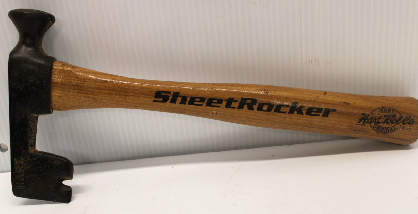Vintage Hart Tool Co. SheetRocker Hammer Bulls Eye Face Hatchet looks unused