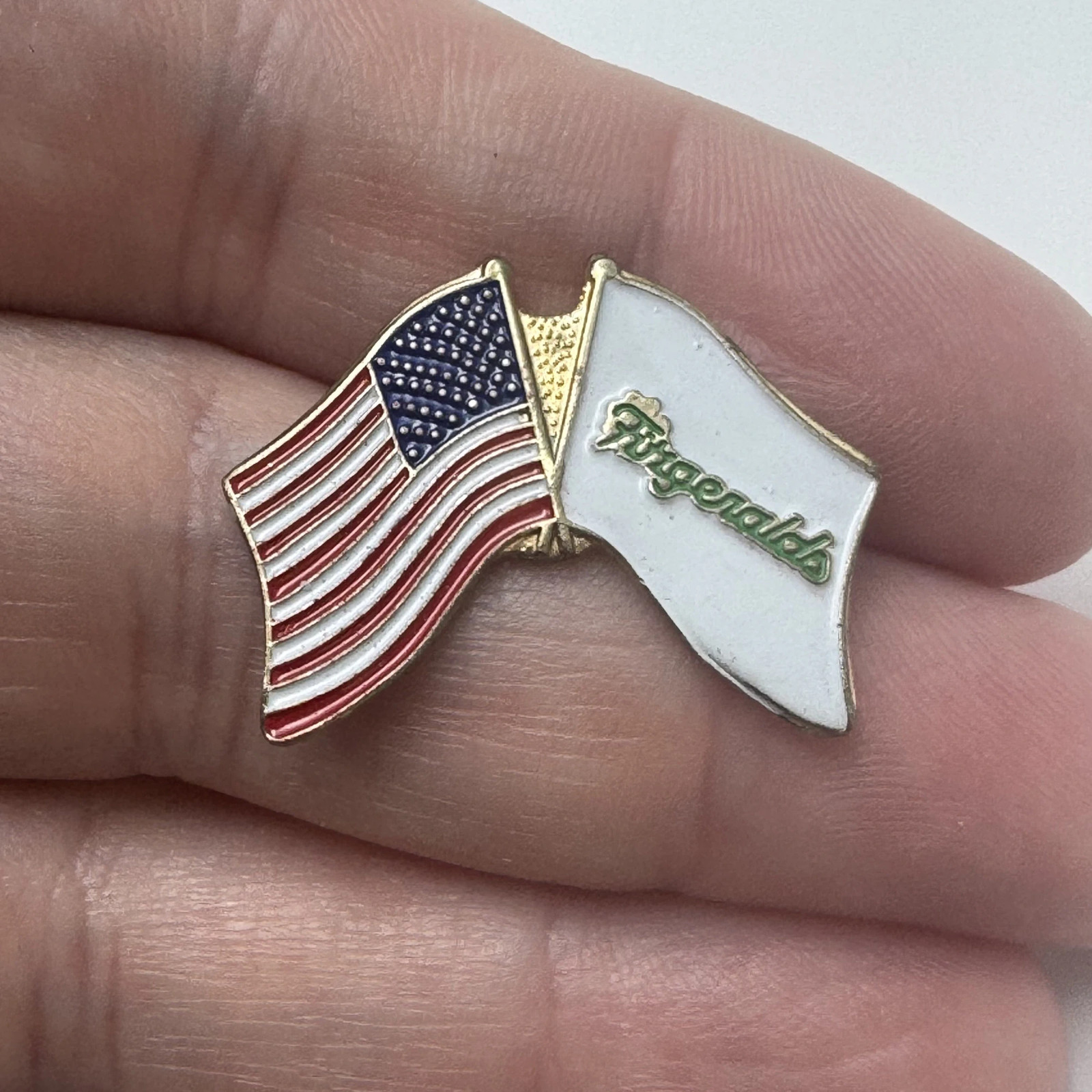 Fitzgeralds Casino Collectible American Flag Lapel Pin Enamel Gold Tone