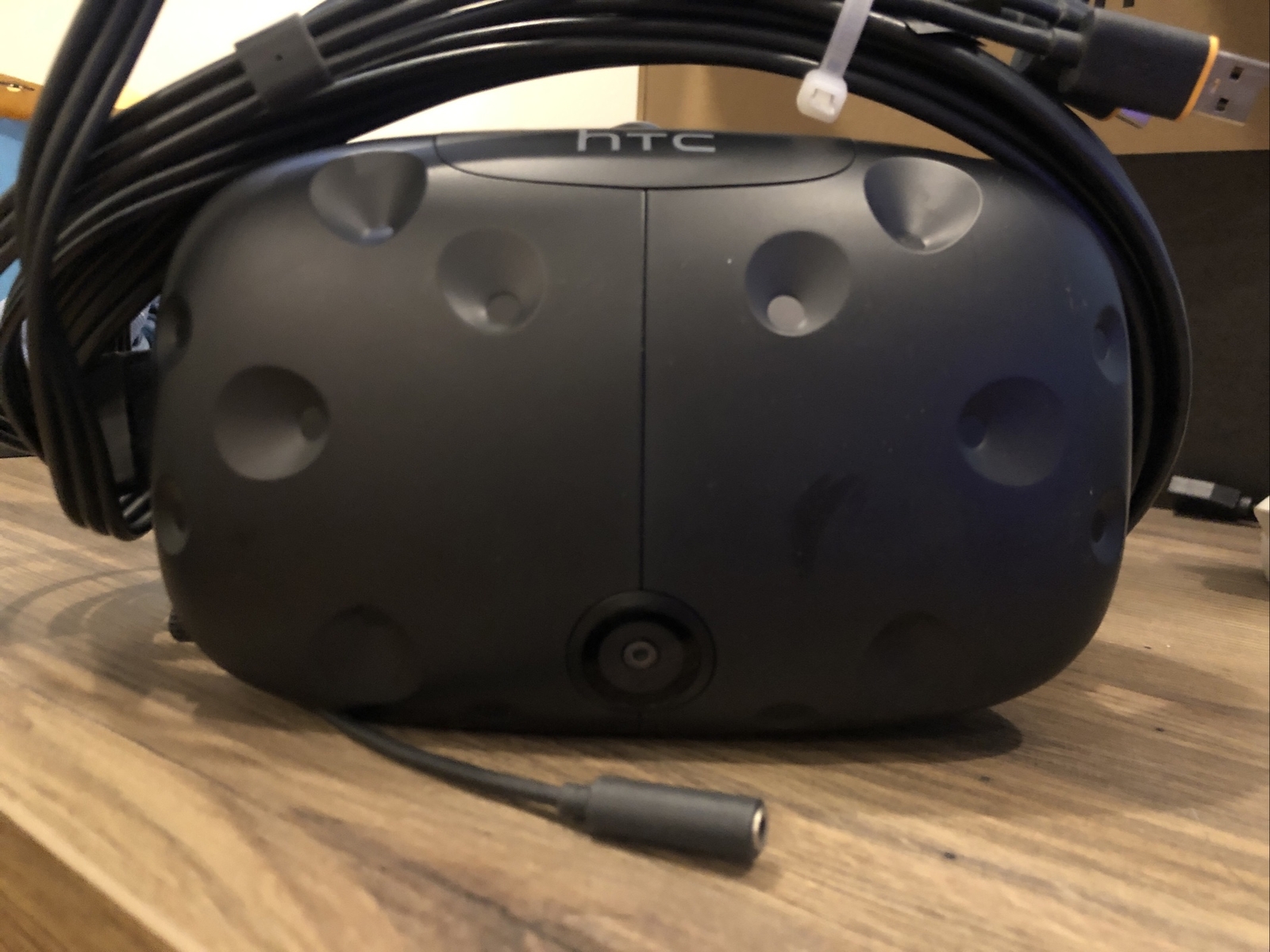 🔥 HTC Vive Virtual Reality Headset - Headset ONLY