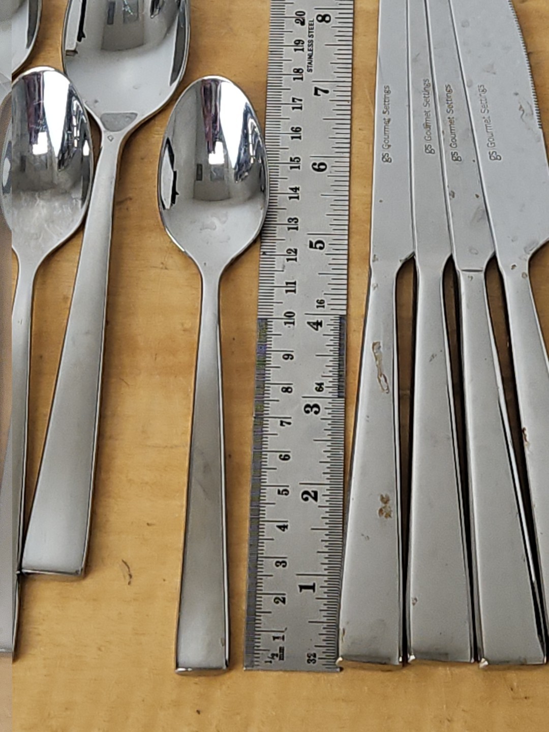 Gourmet Settings Stainless Flatware Set Service for 4 - 20 pieces