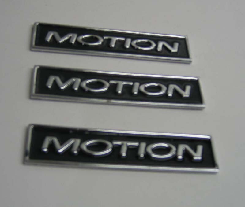 METAL MOTION EMBLEMS SET OF 3 RARE CAMARO CHEVELLE NOVA