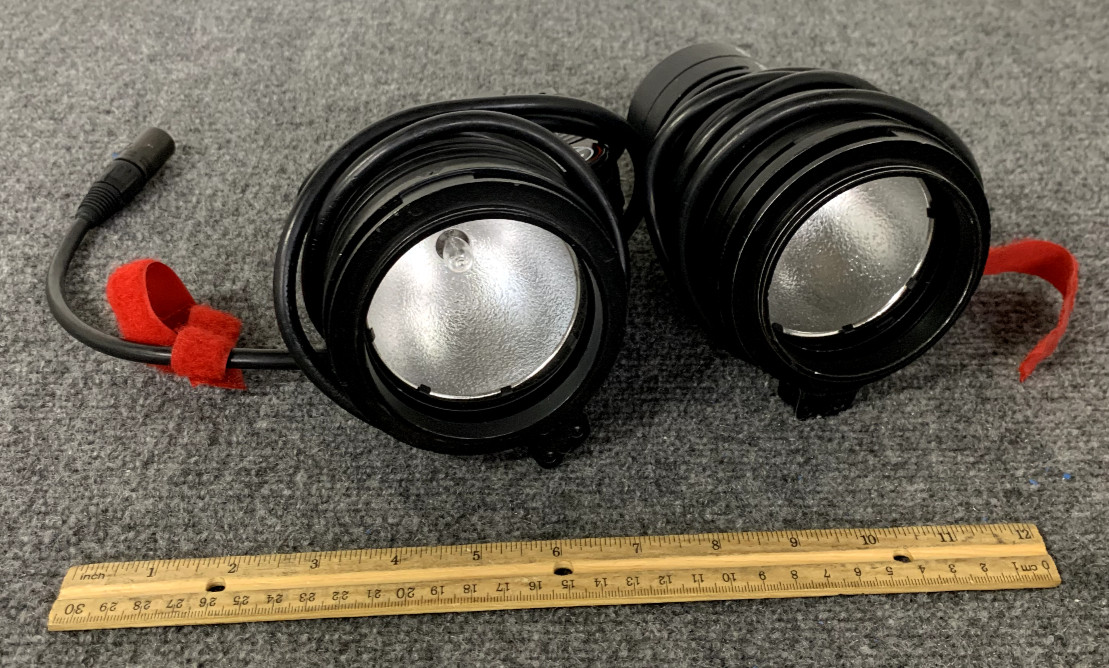 Lot of 2 Sachtler Reporter R100H 100W Focus Flood Light w/ Handle And Barn Doors