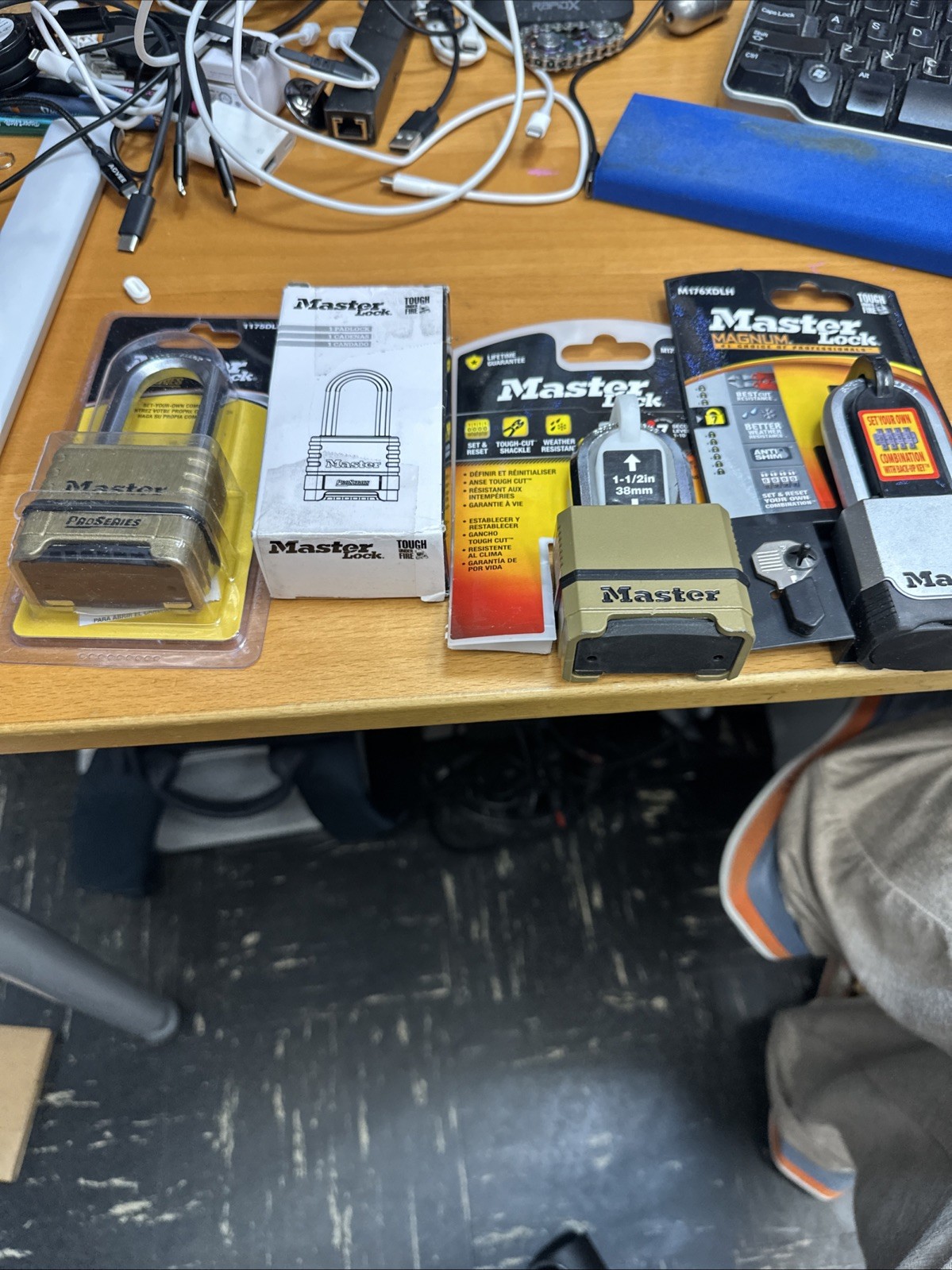 4 x Master Lock M175XDLF Heavy Duty Outdoor Combination Lock, 1-1/2 in. Shackle