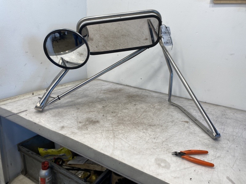 2002 Sterling L7500 Mirror (613-14674)