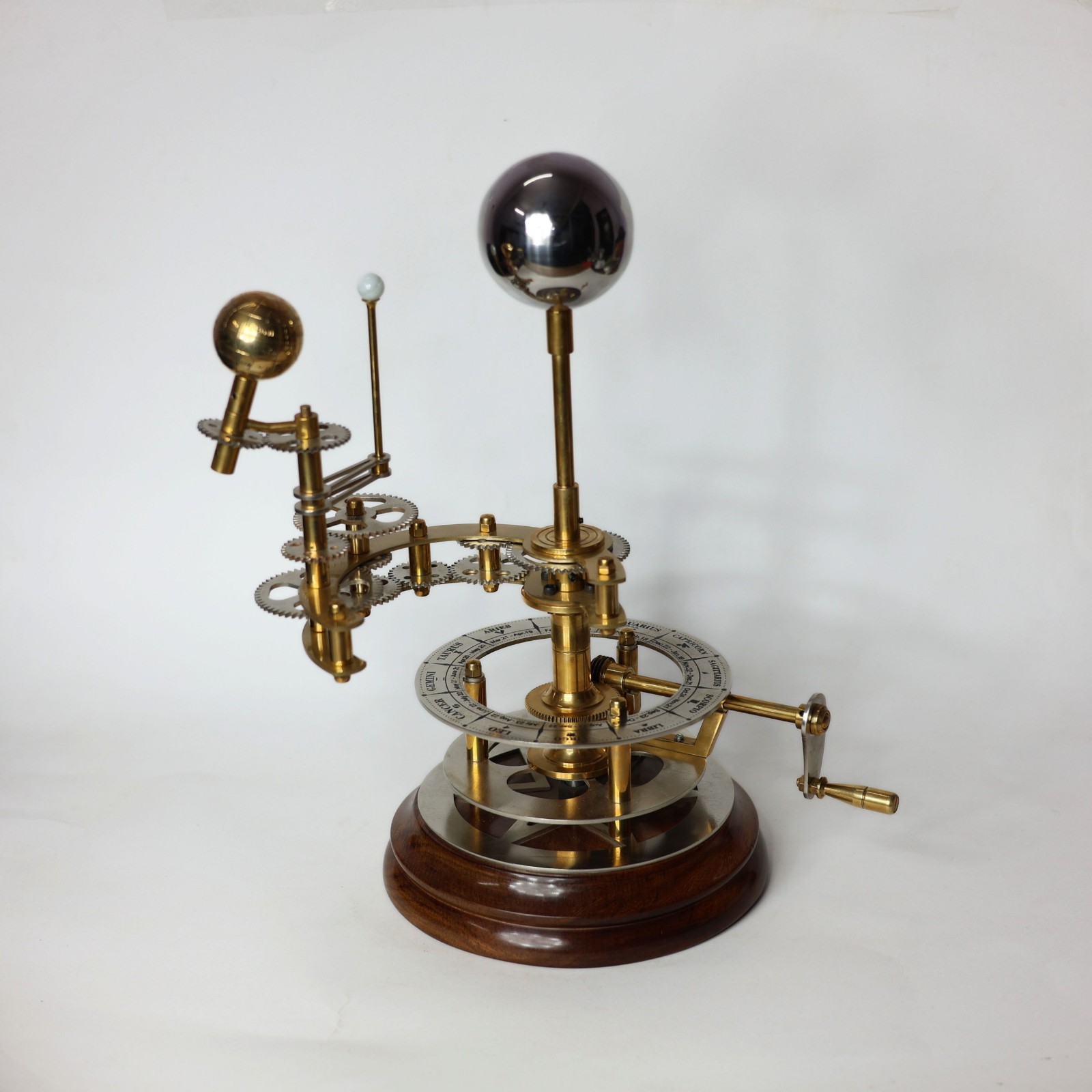Brass Orrery Planetarium — Handcrafted Mechanical Solar System Model w/ Rosewood